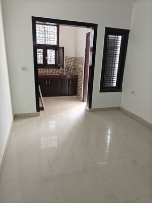 Room in 3 BHK Independent House at Sector 57 – for Sale