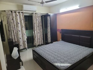 Bedroom in 3 BHK Apartment at Tejraj Ramaratna, J M Road – for Rent