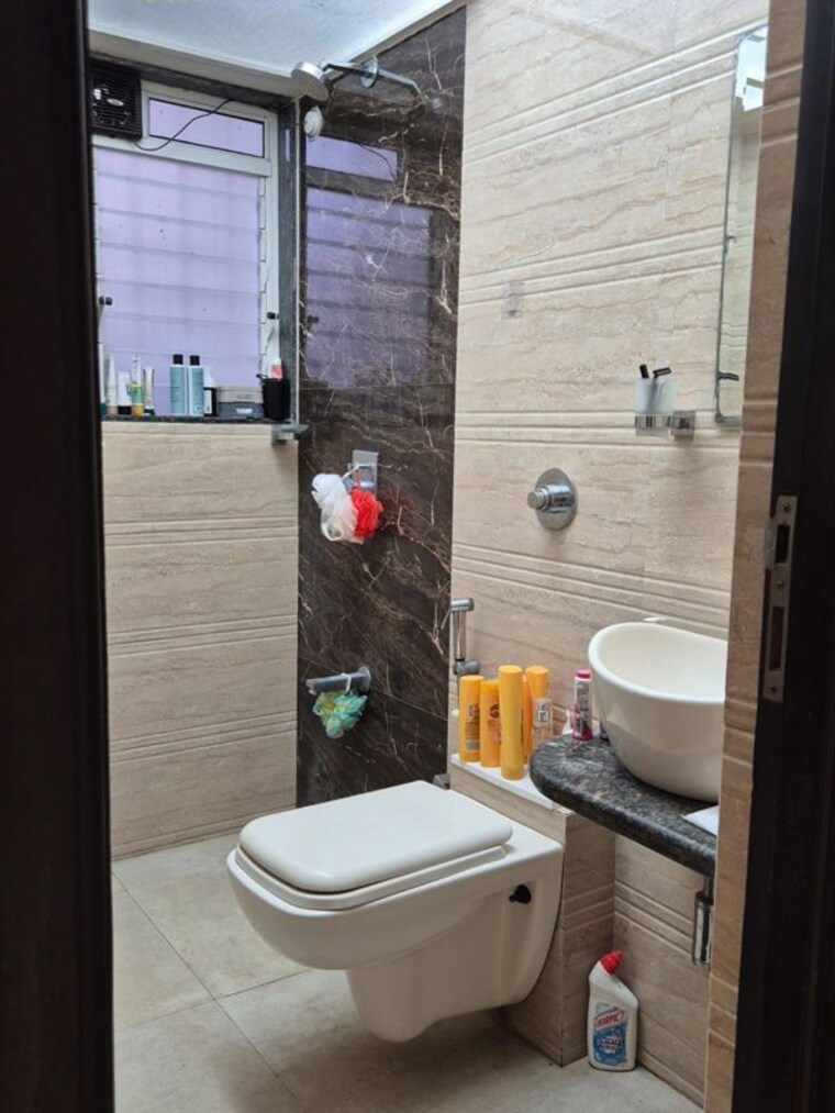 Bathroom, romell-shraddha 1 Bedroom 431 Sq.Ft. Apartment In Borivali West Mumbai 10760212