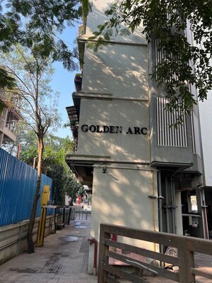 2 BHK Apartment For Sale in Gurukrupa Golden Arch, Borivali West