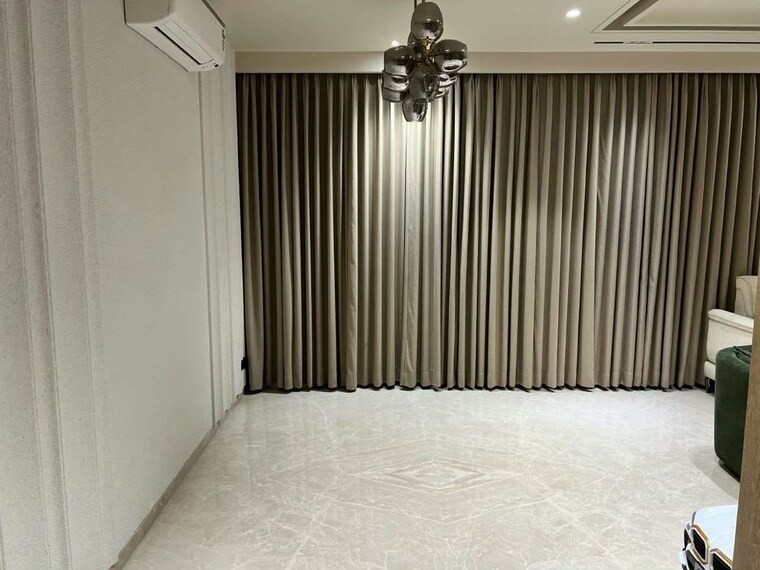 Room, ss-linden 4 Bedroom 2400 Sq.Ft. Builder Floor In Sector 84 Gurgaon 10760216