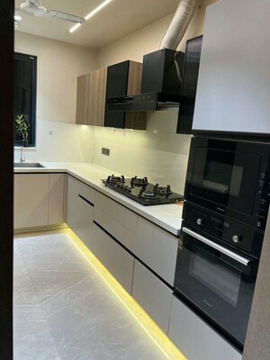 Kitchen in 4 BHK Builder Floor at SS Linden, Sector 84 – for Sale