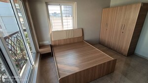 Room in 1 BHK Apartment at Malad Apartment, Malad West – for Rent