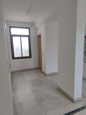 Room in 3 BHK Apartment at Bestech Park View City 1, Sector 48 – for Sale