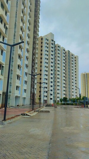 2 BHK Apartment – Exterior View View at Runwal Primrose, Dombivli East - for Rent