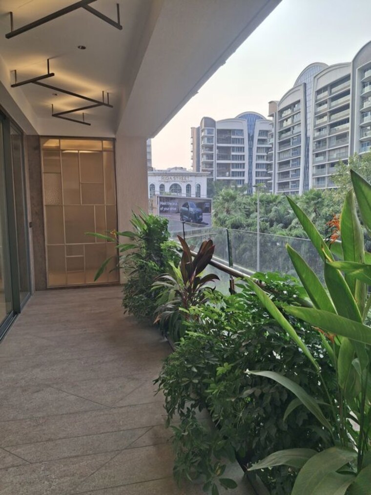 Balcony, vijay nagar 5 Bedroom 6000 Sq.Ft. Apartment In Vijay Nagar Surat 10760277