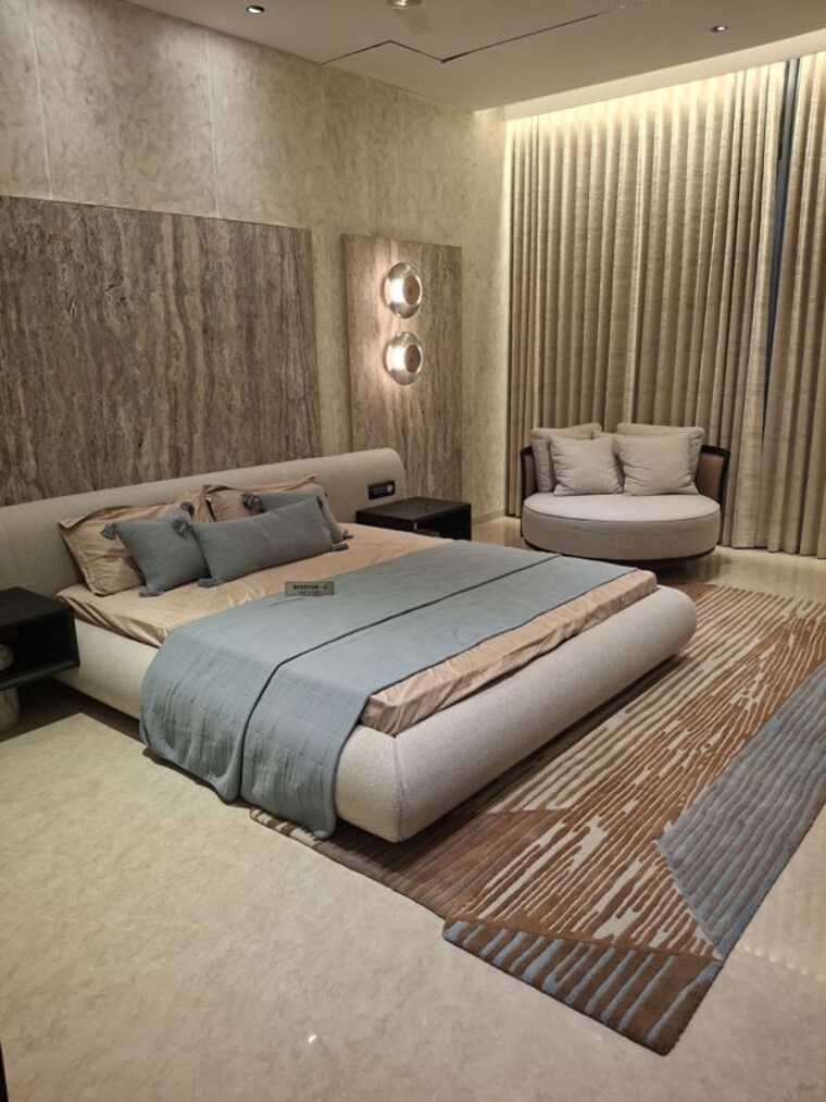 Room, vijay nagar 5 Bedroom 6000 Sq.Ft. Apartment In Vijay Nagar Surat 10760277