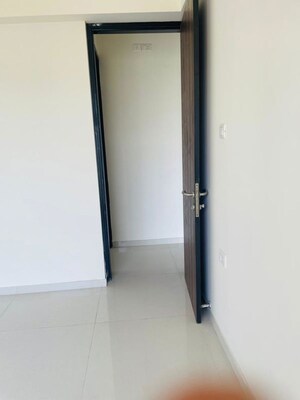 Building Lobby in 3 BHK Apartment at Sheth Zuri, Laxmi Nagar – for Rent