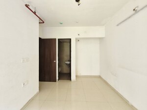 Room in 1 BHK Apartment at Runwal My City Phase II Cluster 05, Dombivli East – for Rent
