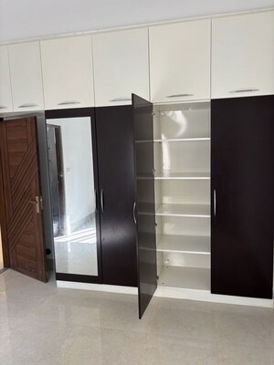 Furnished Amenities in 3 BHK Apartment at Malleswaram – for Rent