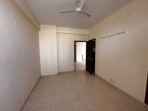 Room in 3 BHK Apartment at Tulip Violet, Sector 69 – for Rent