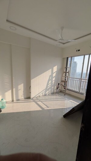 Room in 2 BHK Apartment at Tricity Montview, Sanpada – for Rent