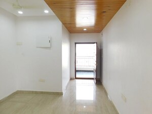 Room in 4 BHK Apartment at Havya SJ Urban Heights, Patancheru Shankarpalli Road – for Rent