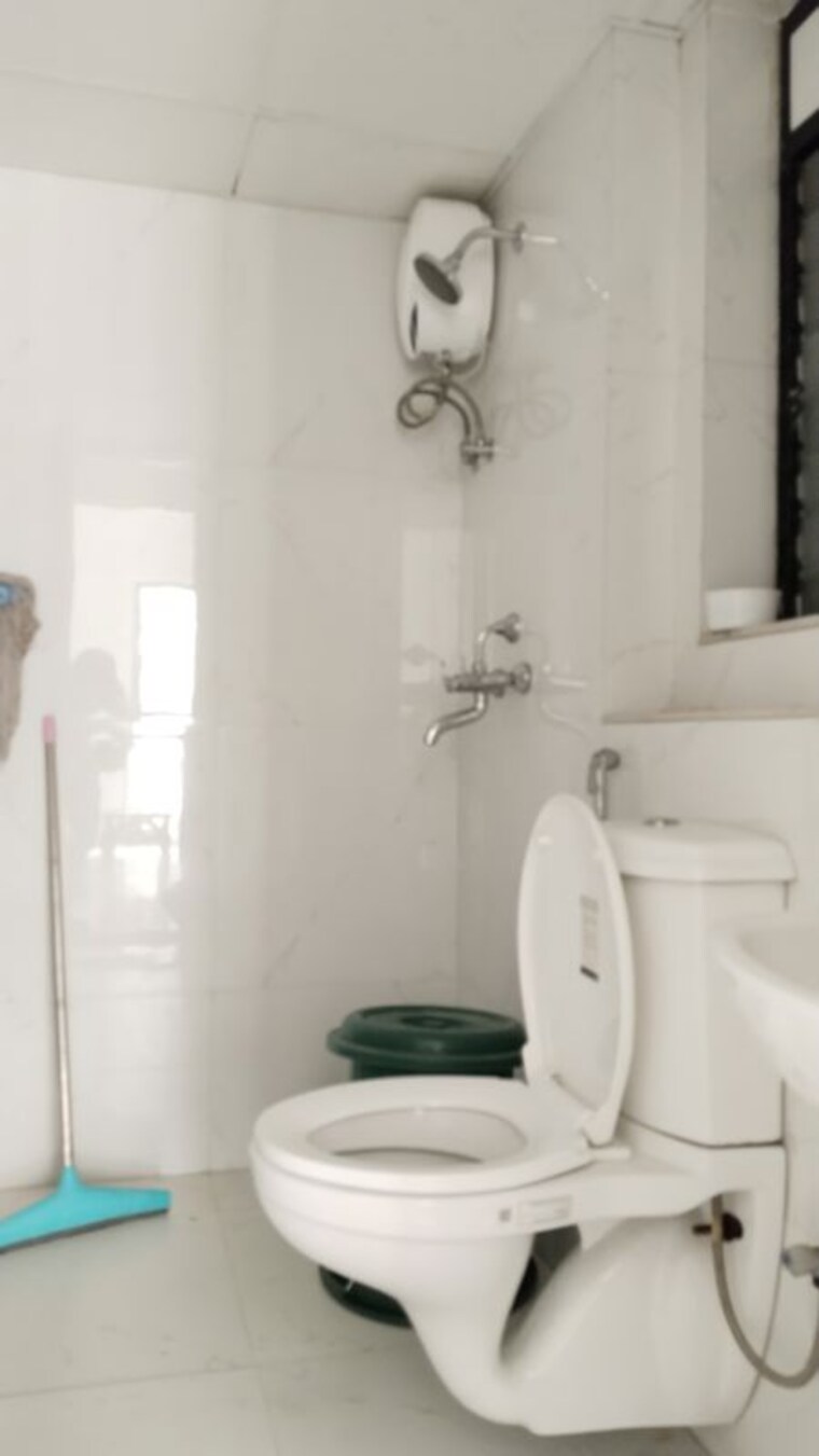 Bathroom, runwal-gardens 2 Bedroom 674 Sq.Ft. Apartment In Dombivli East Thane 10760311