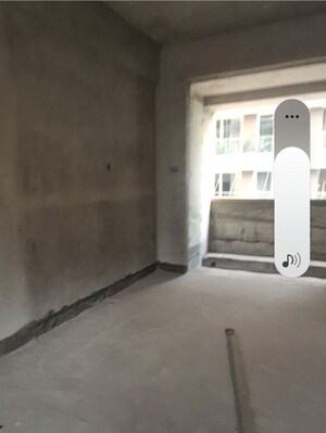 Room in 5 BHK Apartment at Vijay Nagar – for Sale