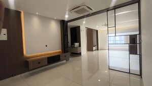 Room in 3 BHK Apartment at Sumadhura The Olympus, Financial District – for Rent