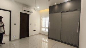 Room in 3 BHK Apartment at Sumadhura The Olympus, Financial District – for Rent