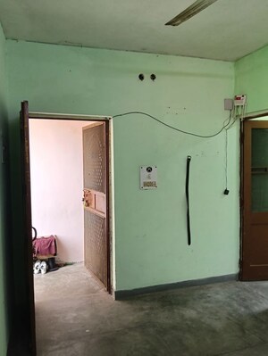 Room in 1 RK Apartment at Sector 16b Dwarka – for Rent