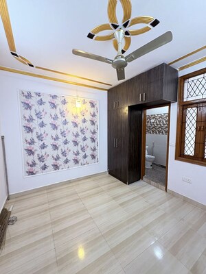 Furnished Amenities in 2 BHK Builder Floor at Khirki Extension – for Sale
