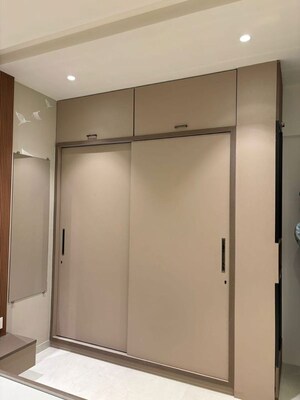 Room in 2 BHK Apartment at Vaibhav Eastern Groves, Vikhroli East – for Sale