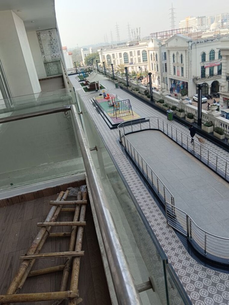 Balcony, omaxe-royal-residency-faridabad 3 Bedroom 1925 Sq.Ft. Apartment In Sector 79 Faridabad 10760385