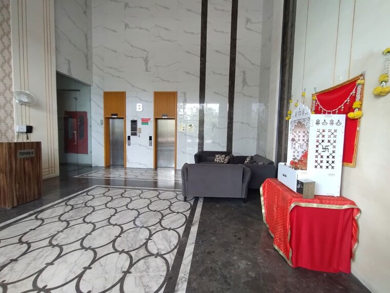  Parking, omaxe-royal-residency-faridabad 3 Bedroom 1925 Sq.Ft. Apartment In Sector 79 Faridabad 10760385
