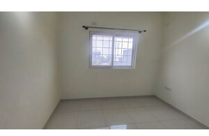 Room in 2 BHK Apartment at Godrej Avenues, Yelahanka – for Rent