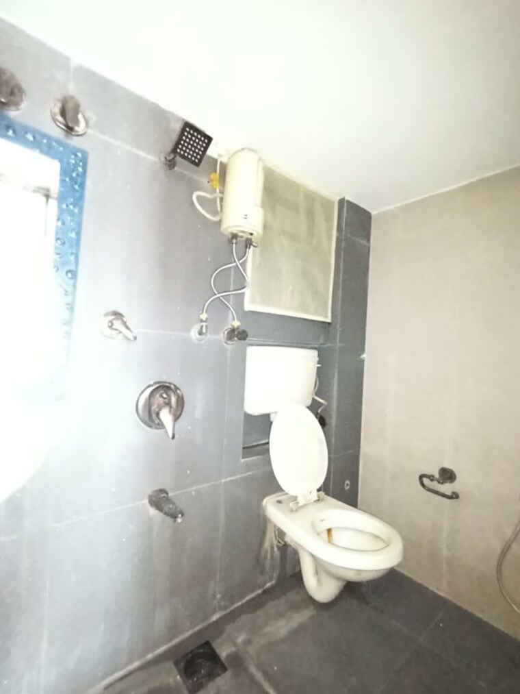 Bathroom, dedhia-daffodils 1 Bedroom 580 Sq.Ft. Apartment In Dahisar West Mumbai 10760429