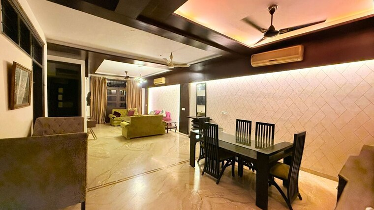 Hall, silverglades-hightown 3 Bedroom 1800 Sq.Ft. Builder Floor In Sushant Lok I Gurgaon 10760446