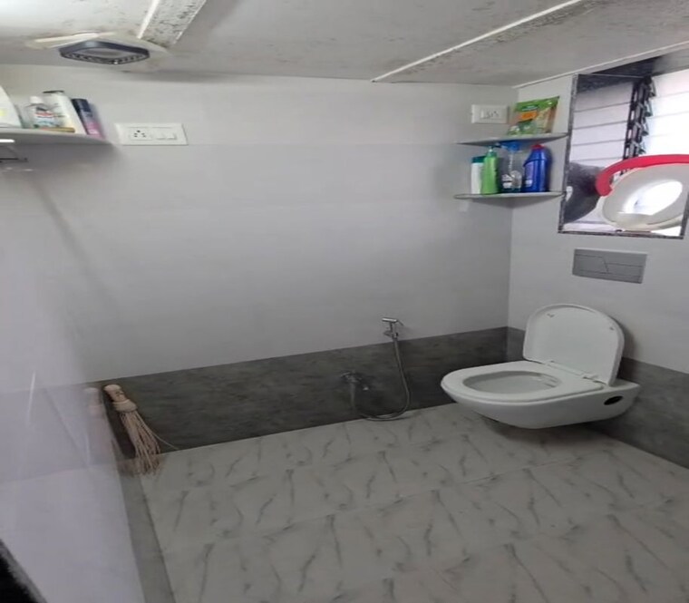 Bathroom, dadar east 1 Bedroom 440 Sq.Ft. Apartment In Dadar East Mumbai 10760452