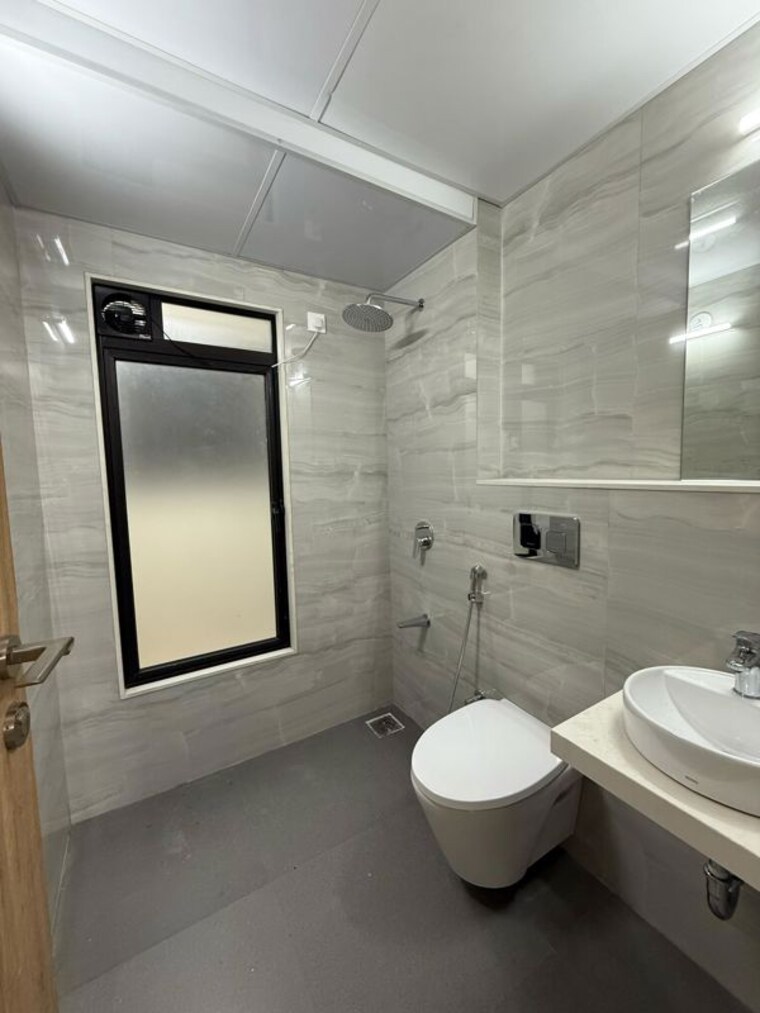 Bathroom, dosti-eastern-bay 2 Bedroom 712 Sq.Ft. Apartment In Wadala Mumbai 10760454