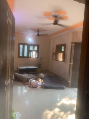 Living Room in 1 BHK Independent House at Sarita Vihar – for Rent