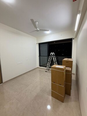 Furnished Amenities in 2 BHK Apartment at Dosti Eastern Bay, Wadala – for Rent