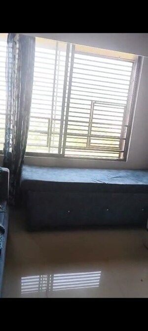 Room in 1 BHK Apartment at Godrej Vananta, Jagatpur – for Rent