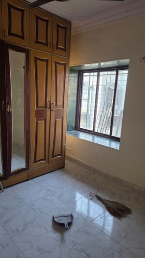 Room in 1 BHK Apartment at Vallabh CHS, Goregaon West – for Rent