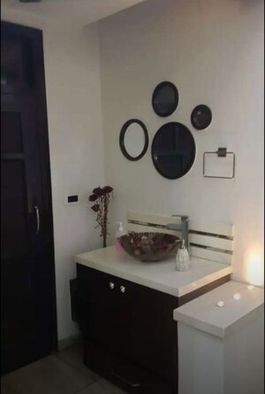  6 BHK Independent House at Gomti Nagar – for Rent