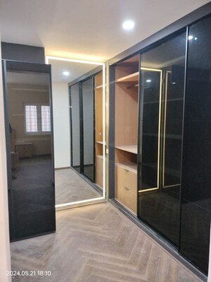 Room in 4 BHK Apartment at Lansum Etania, Gachibowli – for Sale