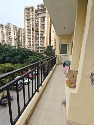 3 BHK Apartment For Rent in Nimbus The Hyde park, Sector 78