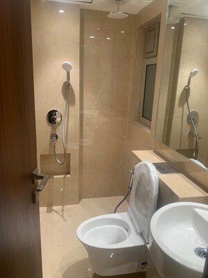 Bathroom in 1 BHK Apartment at Hiranandani Highland, Powai – for Rent