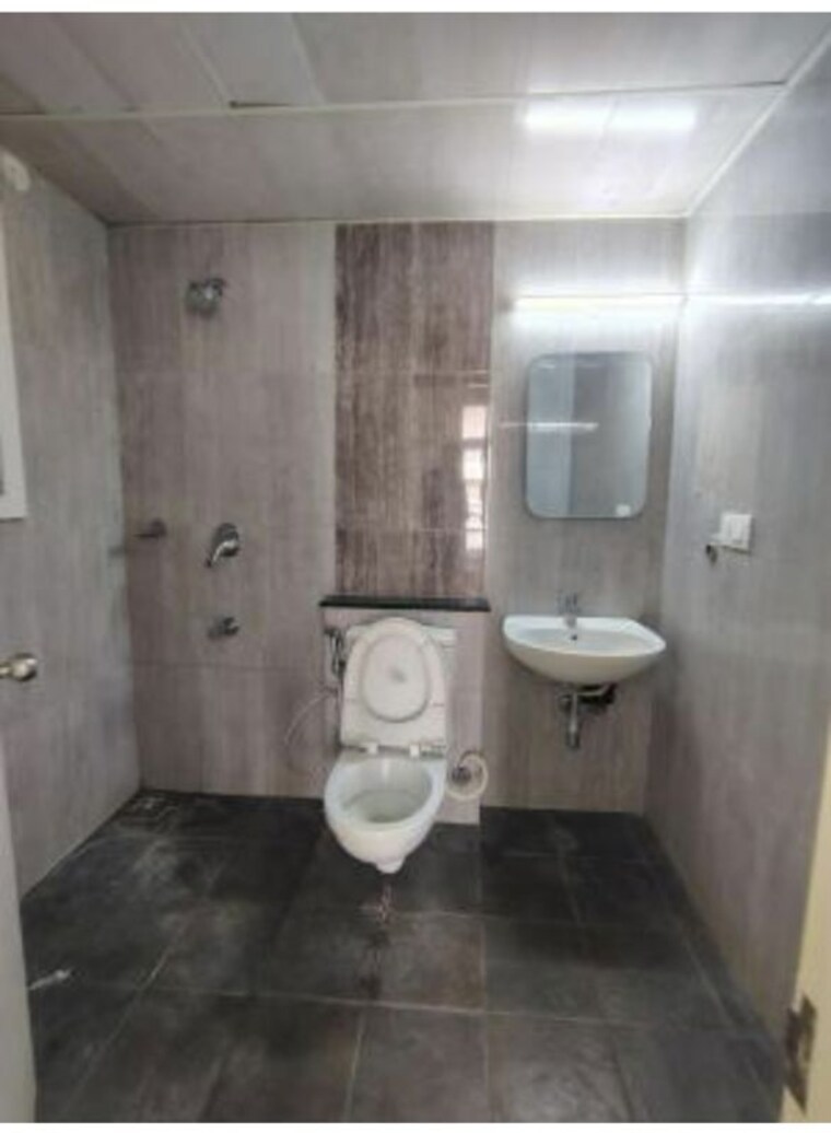 Bathroom, mantri-lithos 3 Bedroom 1760 Sq.Ft. Apartment In Thanisandra Bangalore 10760575