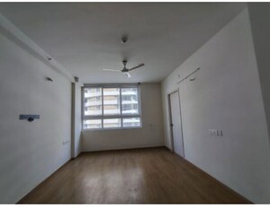 Room in 3 BHK Apartment at Mantri Lithos, Thanisandra – for Rent