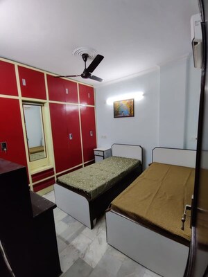 Team Area in 2 BHK Builder Floor at Malviya Nagar – for Rent