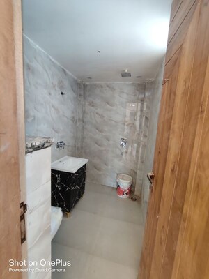 Bathroom in 4 BHK Builder Floor at Green Fields Colony – for Rent