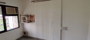Furnished Amenities in 3 BHK Apartment at Jeevan Anand, Andheri West – for Rent