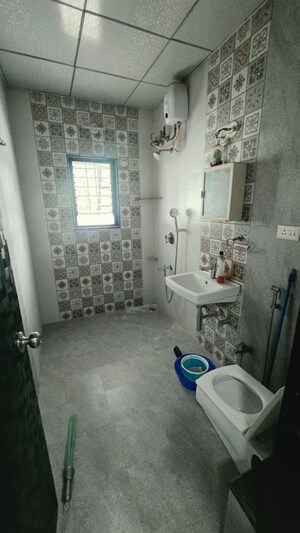 Attached Bathroom in 4 BHK Villa at Kumar City Bungalows, Kalyani Nagar – for Rent