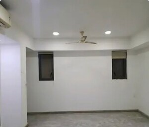 2 BHK Apartment For Sale in Colaba