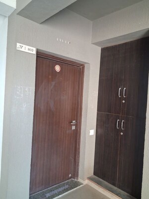 3 BHK Apartment – Entrance View at Vishwanath Maher Homes, Shela - for Rent