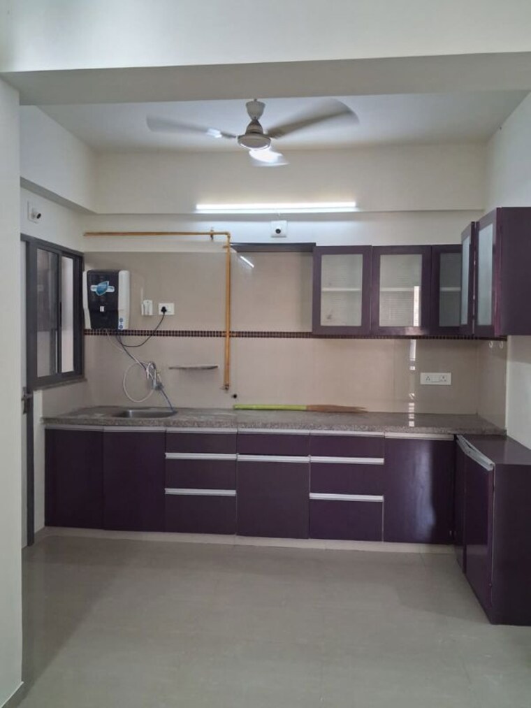 Kitchen, vishwanath-maher-homes 3 Bedroom 950 Sq.Ft. Apartment In Shela Ahmedabad 10760596