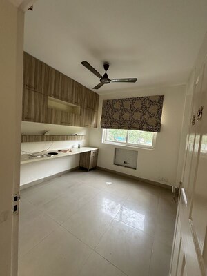 Building Lobby in 3.5 BHK Apartment at BPTP Park Prime, Sector 66 – for Rent