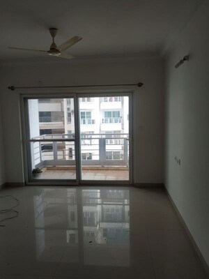 Room in 3 BHK Apartment at Siroya Environ, Hebbal – for Sale